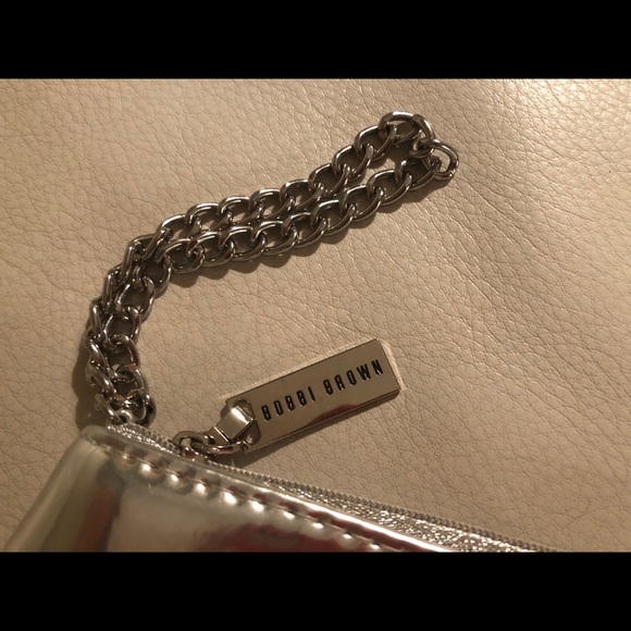 Bobbi Brown Wristlet/Clutch. - Picture 9 of 12
